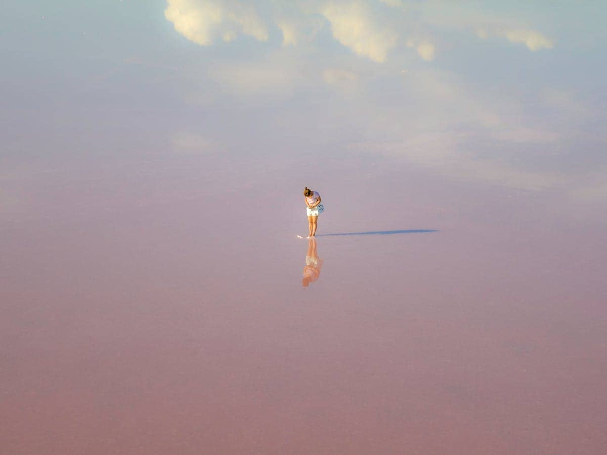 Mirror in Water Dream Meaning: 7 Spiritual Interpretations