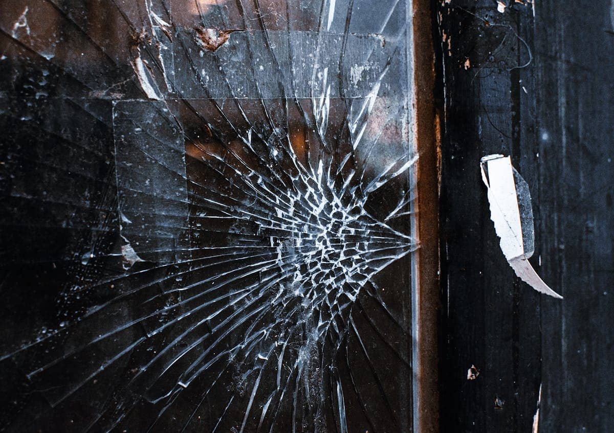 Rare Mirror Superstitions From Around the World: 25 Obscure Beliefs by Region
