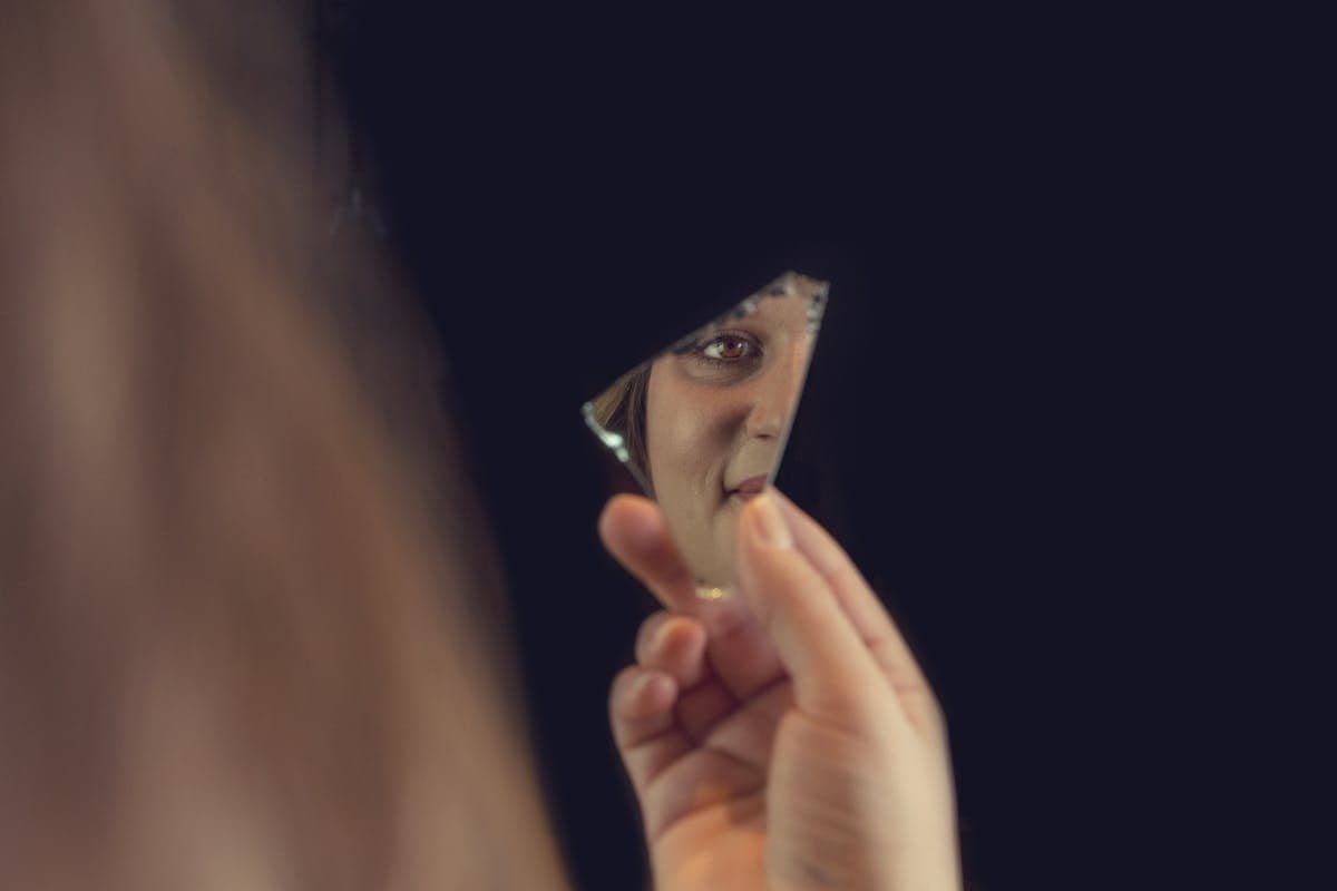 Broken Mirror Meaning in Different Cultures and Traditions