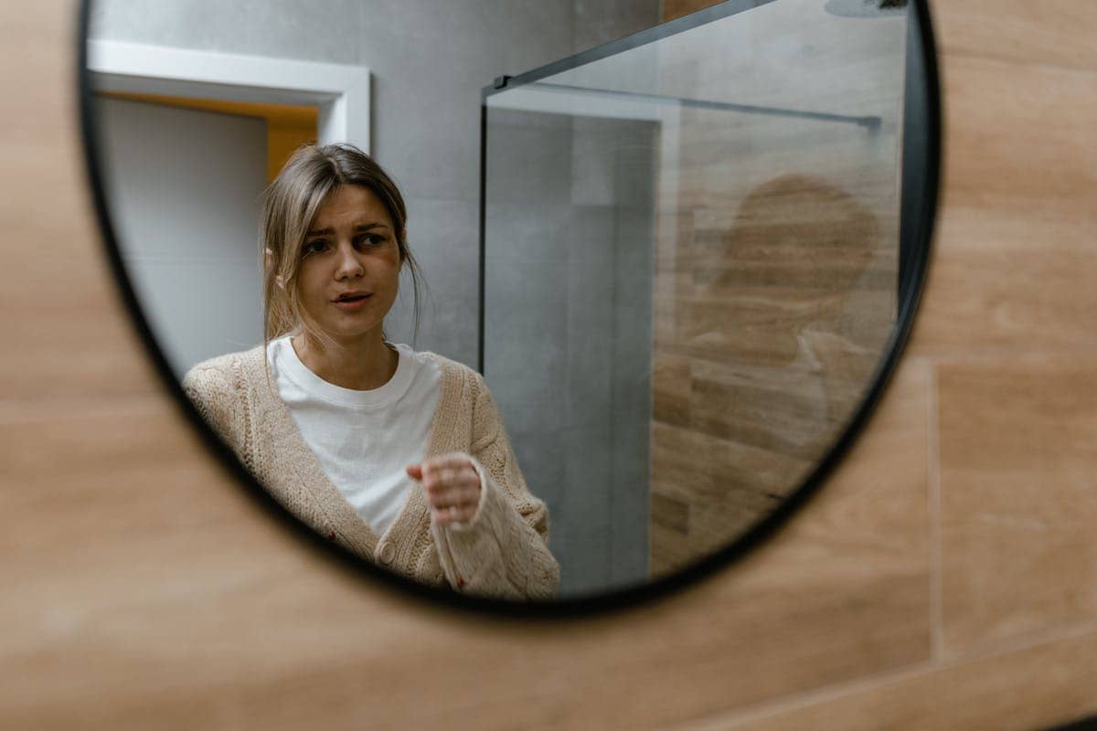 Mirrors, Mind & Soul: Psychology Meets Spirituality